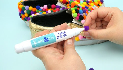 Dot & Dab Fabric Glue adhesivo para textiles en bolígrafo